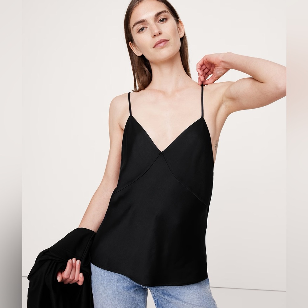 NWT Black Strappy Viscose-Wool Tank Sz XS